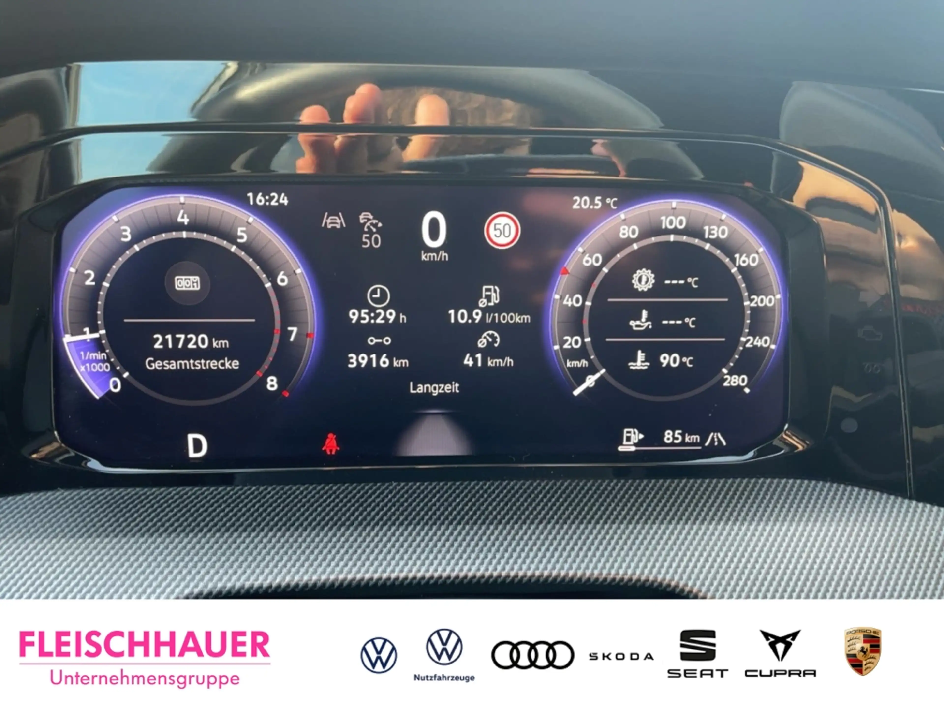 Volkswagen Golf GTI Pano AreaView DCC Matrix Harman Kardon Headup SHZ — photo 15