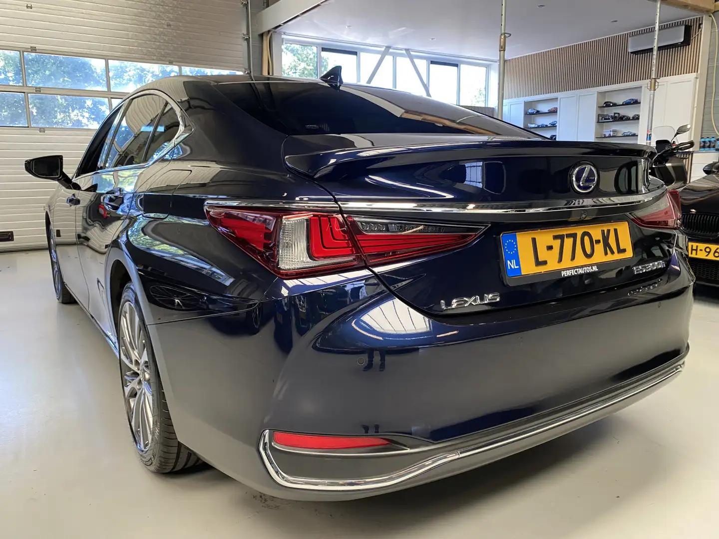 Lexus ES 300 300h Business Line Camera, Carplay, Schuifdak Blu/Azzurro - 2