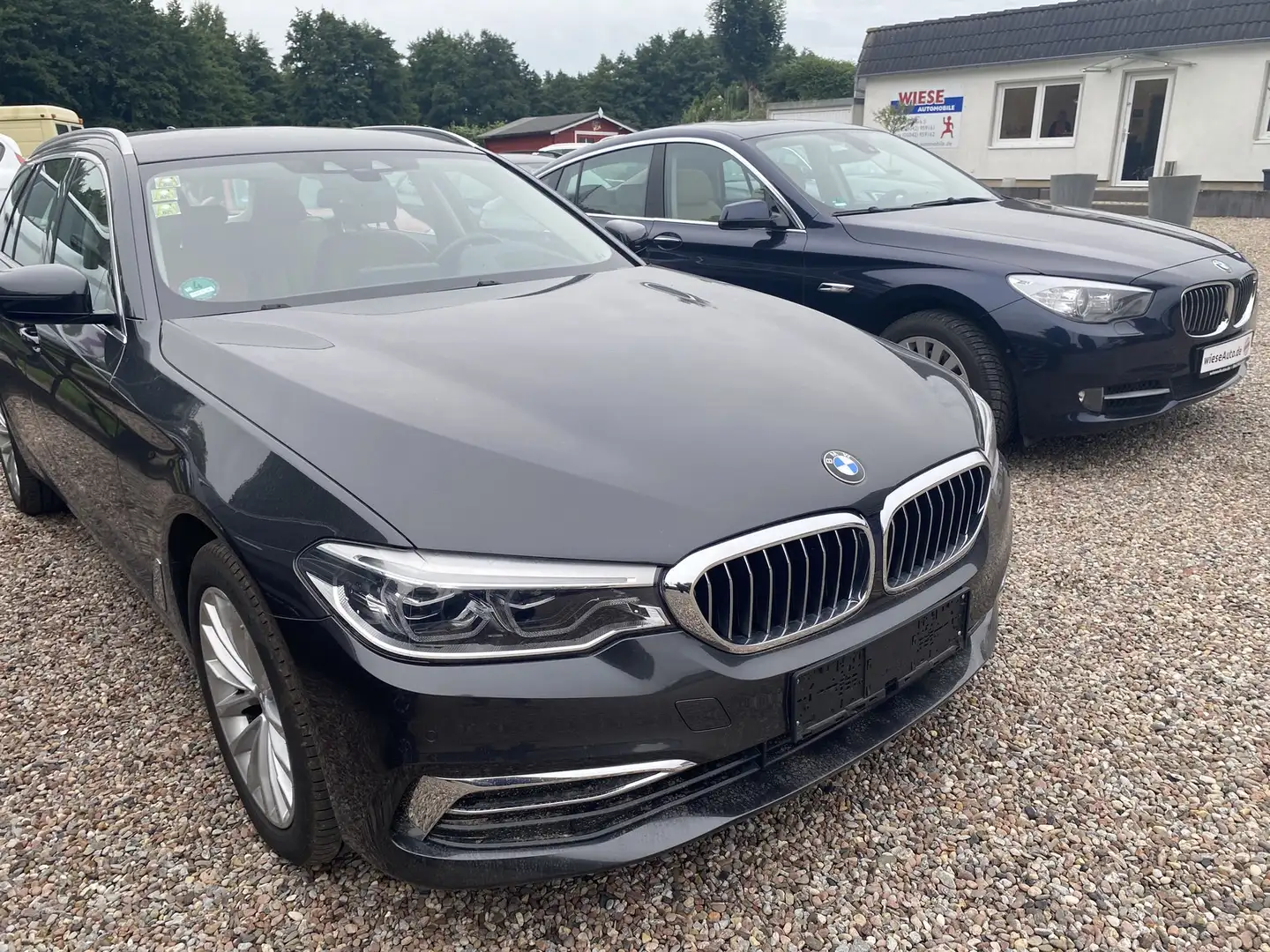 BMW 520 d xDrive Luxury Line LED+AHK+HUD Gris - 1