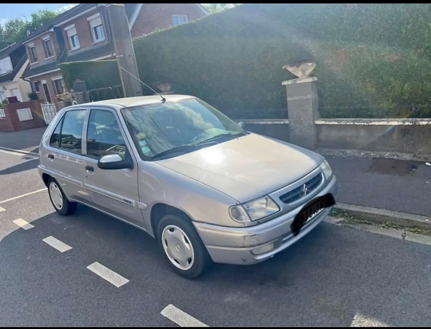 Citroen SAXO Saxo 1.1i Exclusive Gris - 2