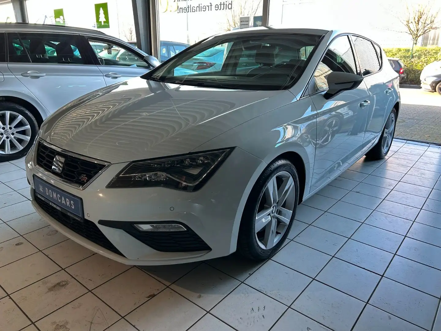SEAT Leon FR//LED/GARANTIE/ALU/AUTOMATIK/I.HAND/ACC// Weiß - 2