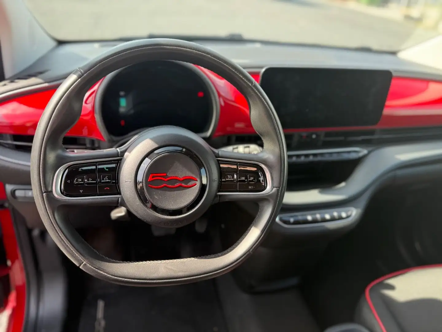 Fiat 500e Red Diamond Cut Alufelgen -  LED - Kamera Rot - 2