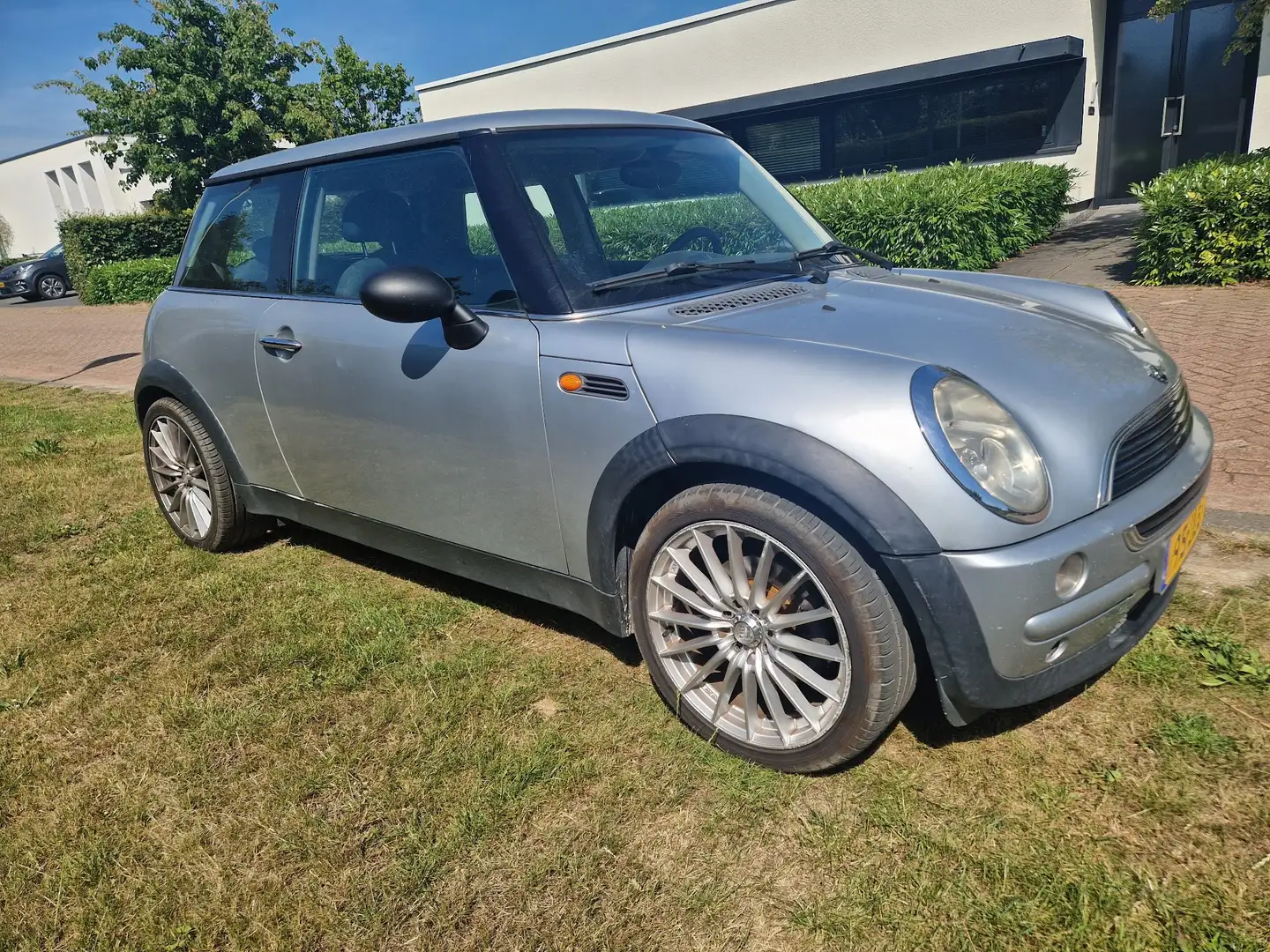 MINI Cooper 1.6 One Salt Zilver - 2