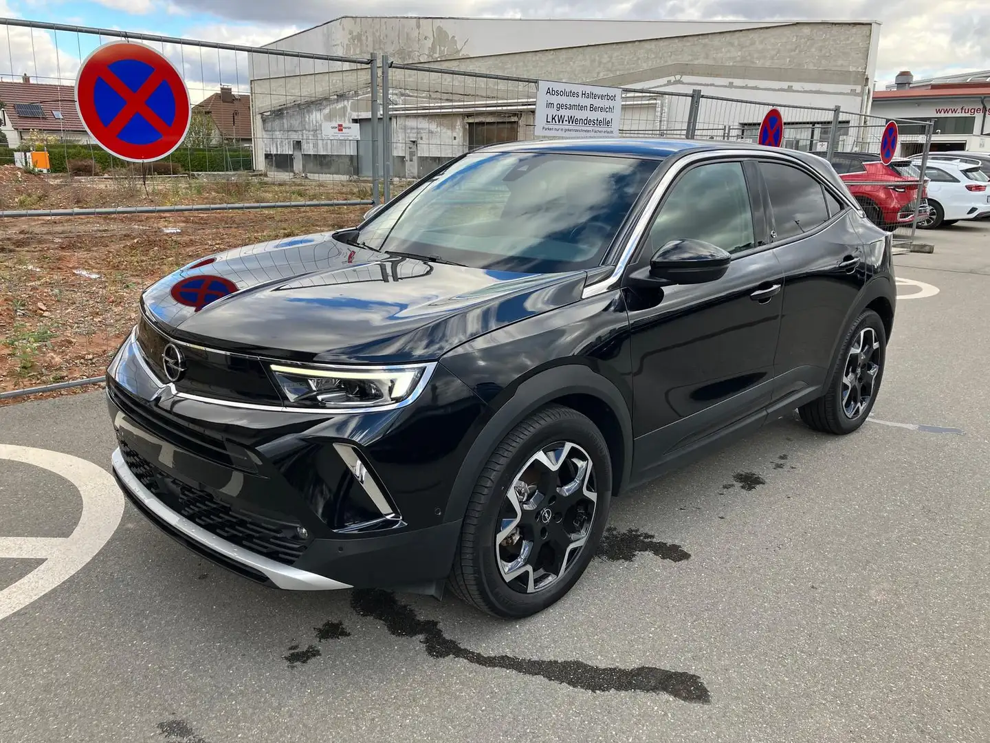 Opel Mokka-E Ultimate Elektromotor 100 kW 3-Phasig AHK|NAVI|SHZ Schwarz - 2