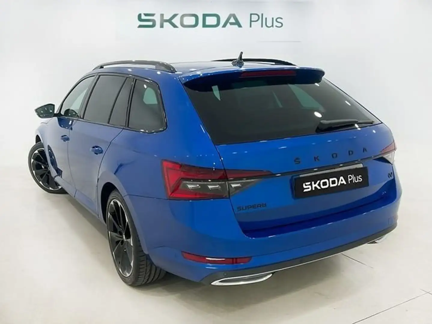 Skoda Superb combi iv 1.4 tsi dsg hybrido sporline Azul - 2