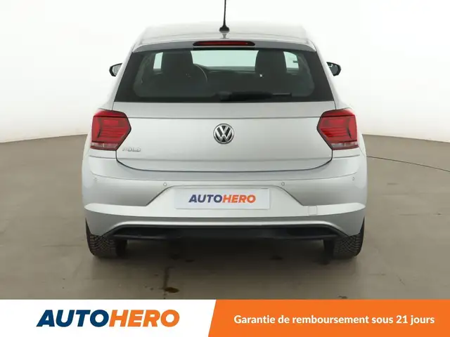 Volkswagen Polo view 5