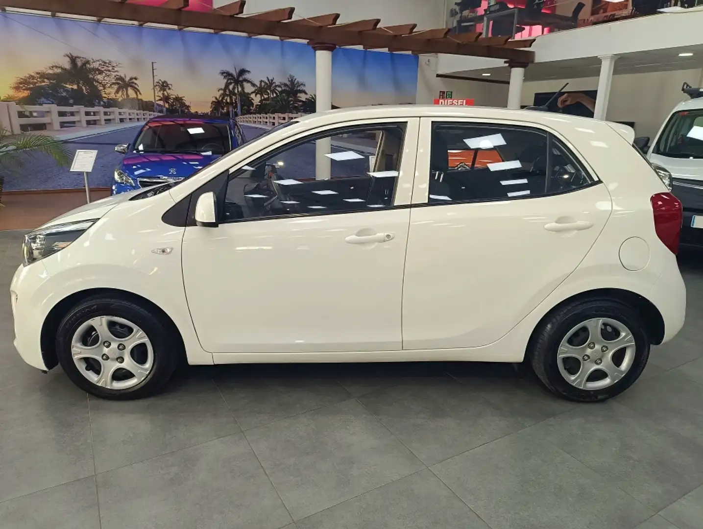 Kia Picanto 1.0 DPi Concept Pack Confort Blanco - 2