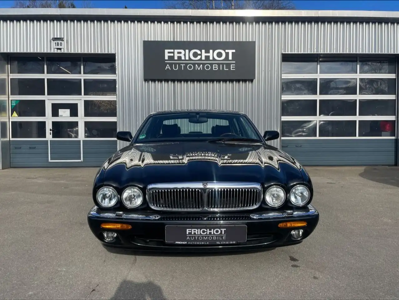 Jaguar XJ8 4.0, foto 2
