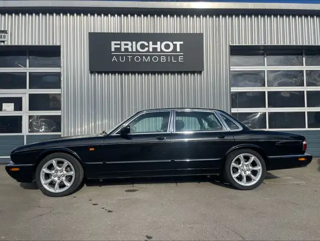 Jaguar XJ8 4.0