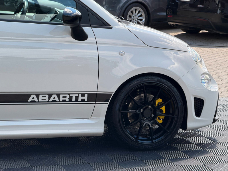 Abarth 595 Turismo 70 JAHRE EDITION — photo 8
