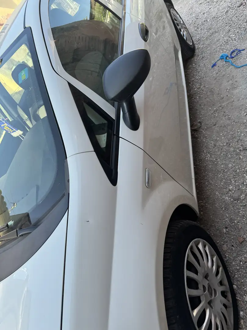Fiat Grande Punto 1.2 8V Dynamic - 1