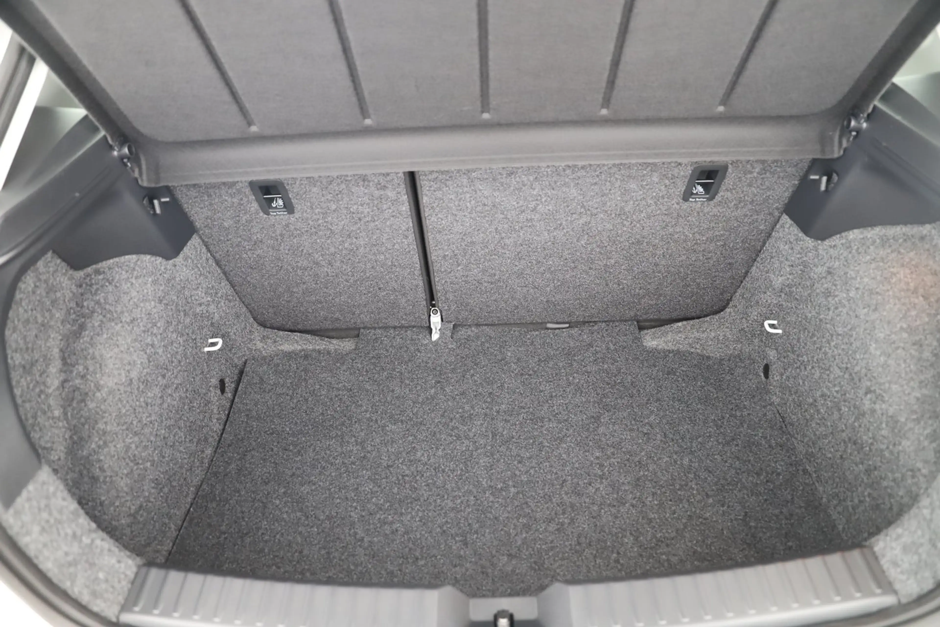 SEAT Ibiza Reference Edition 1.0 80PS — photo 9