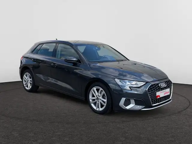 Audi A3 view 3