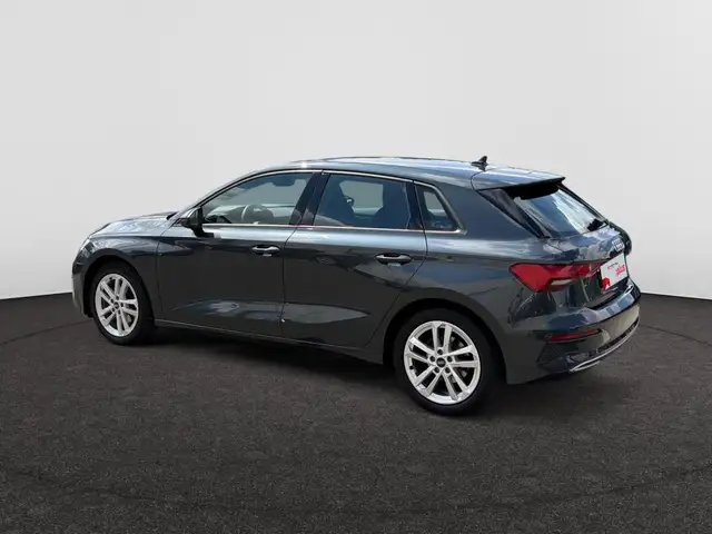 Audi A3 view 4