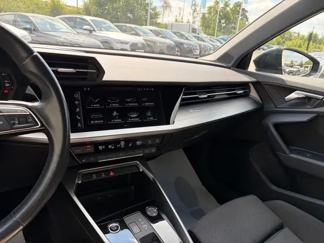 Audi A3 view 9