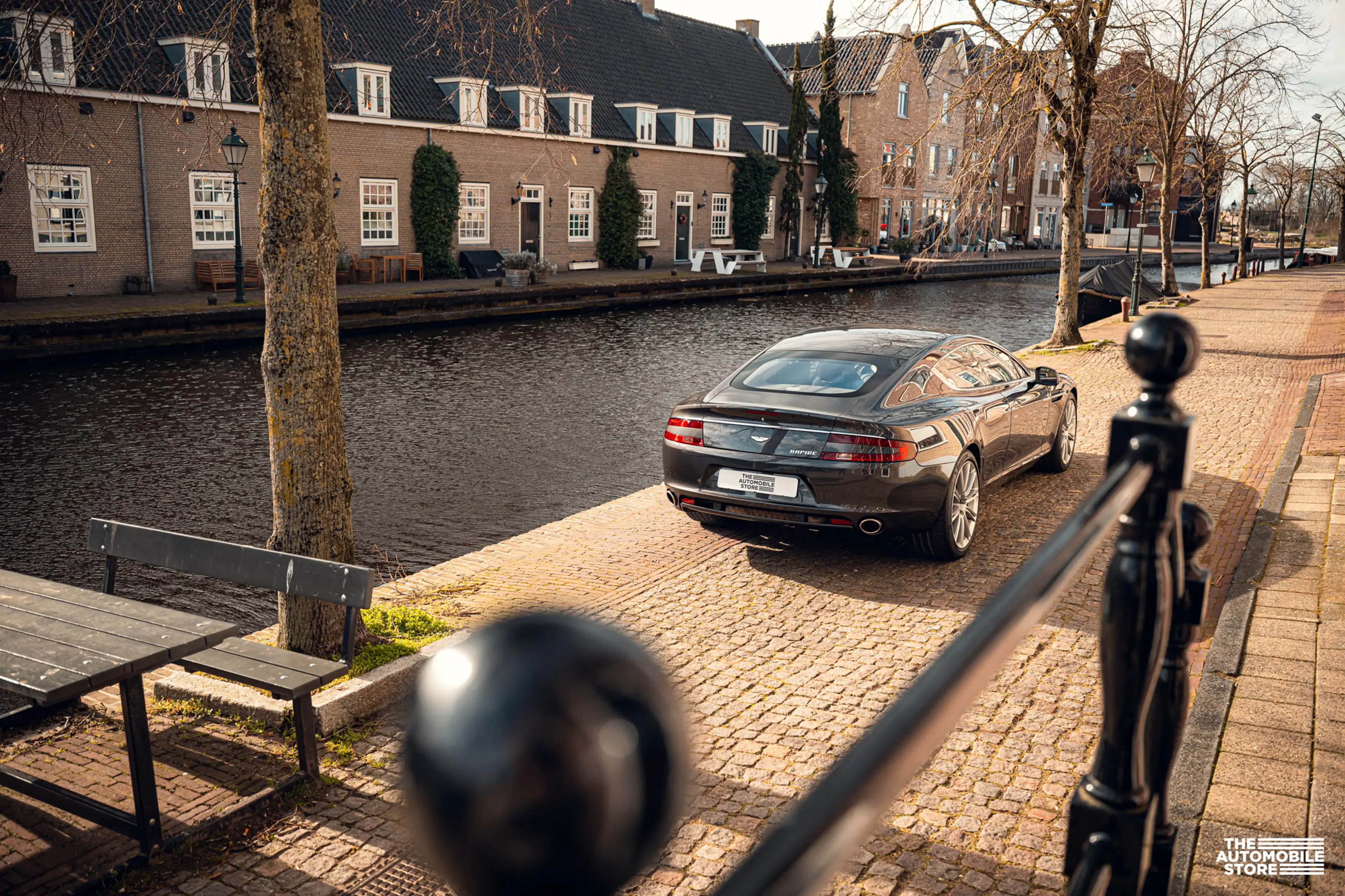Aston Martin Rapide 6.0 V12 — photo 3