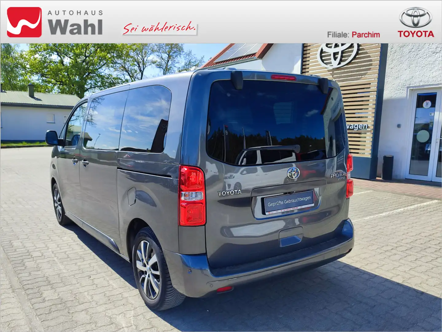 Toyota Proace Verso 2.0 L1 Team Deutschland Grau - 2