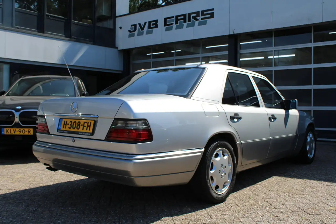 Mercedes-Benz E 200 500 serie E420 (W124), foto 7