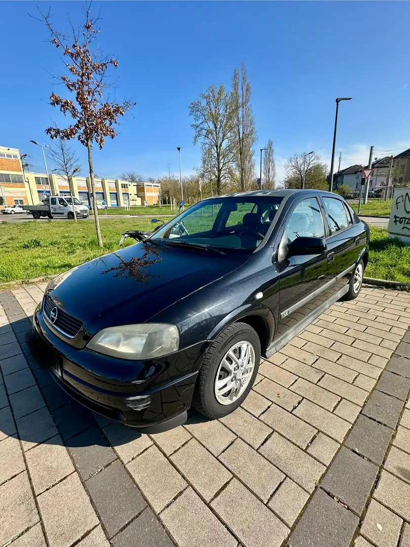 Opel Astra 1.6 - 2