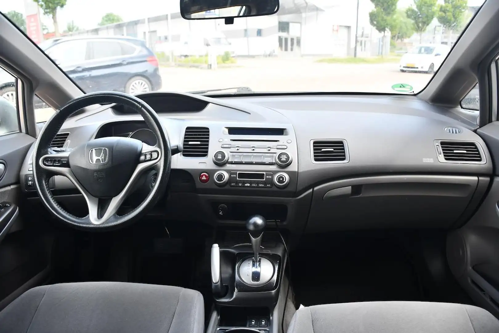 Honda Civic 1.3 Hybrid Aut|Clima|Cruise|Stoelvw Grijs - 2