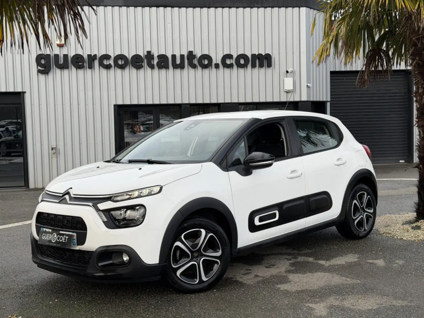 Citroen C3 1.2 PURETECH 83CH S\u0026S FEEL PACK Blanc - 2