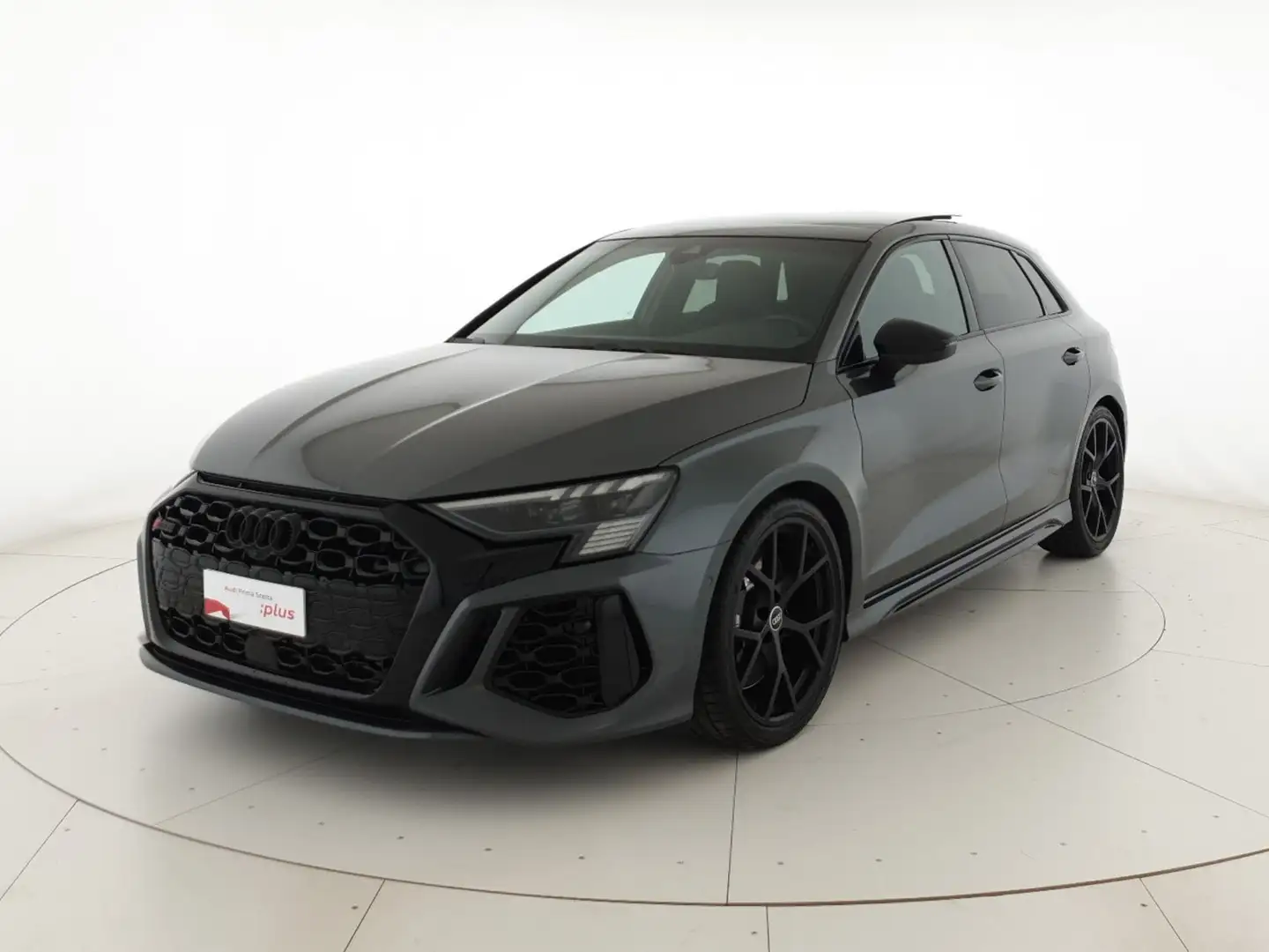 Audi RS3 Sportback 2.5TFSI 400CV quattro S tronic Серый - 1