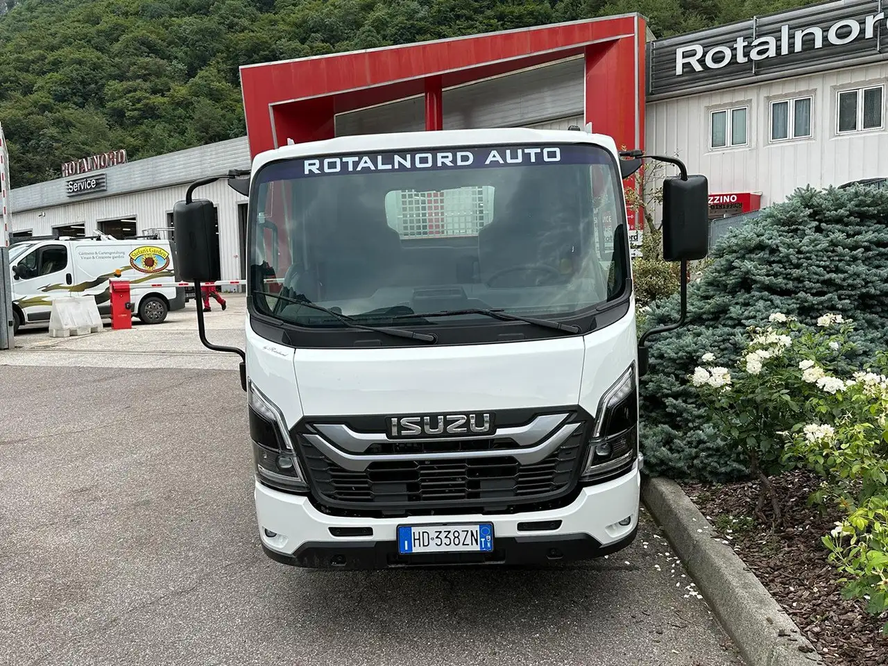 Isuzu Model not specified 2026