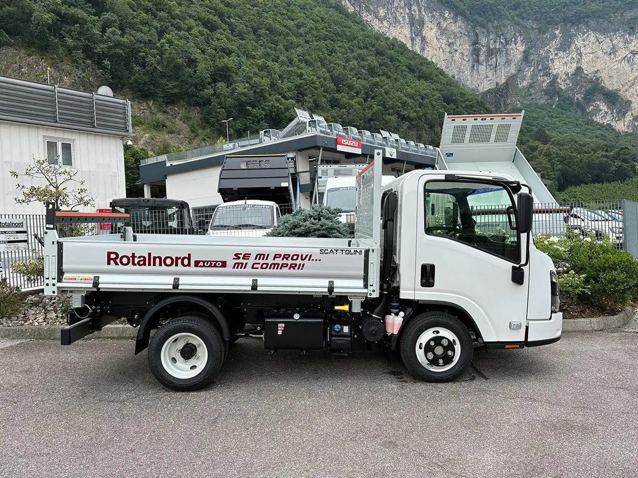 Isuzu Model not specified 2026
