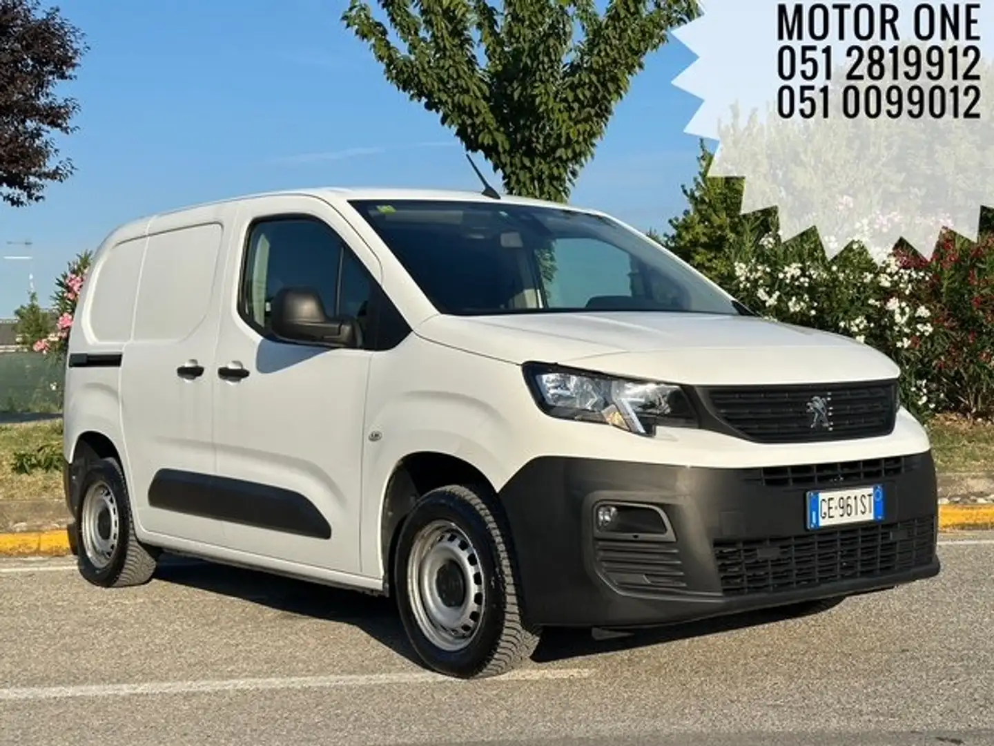 Peugeot Partner L1 100CV Premium Euro 6D Bianco - 1