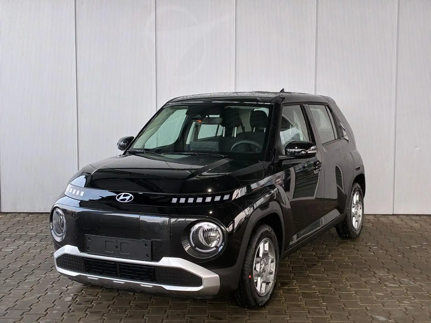 Hyundai Inster E-Motion 42kWh / 5-Sitzer ACC Rückfahrkamera Na... Schwarz - 1