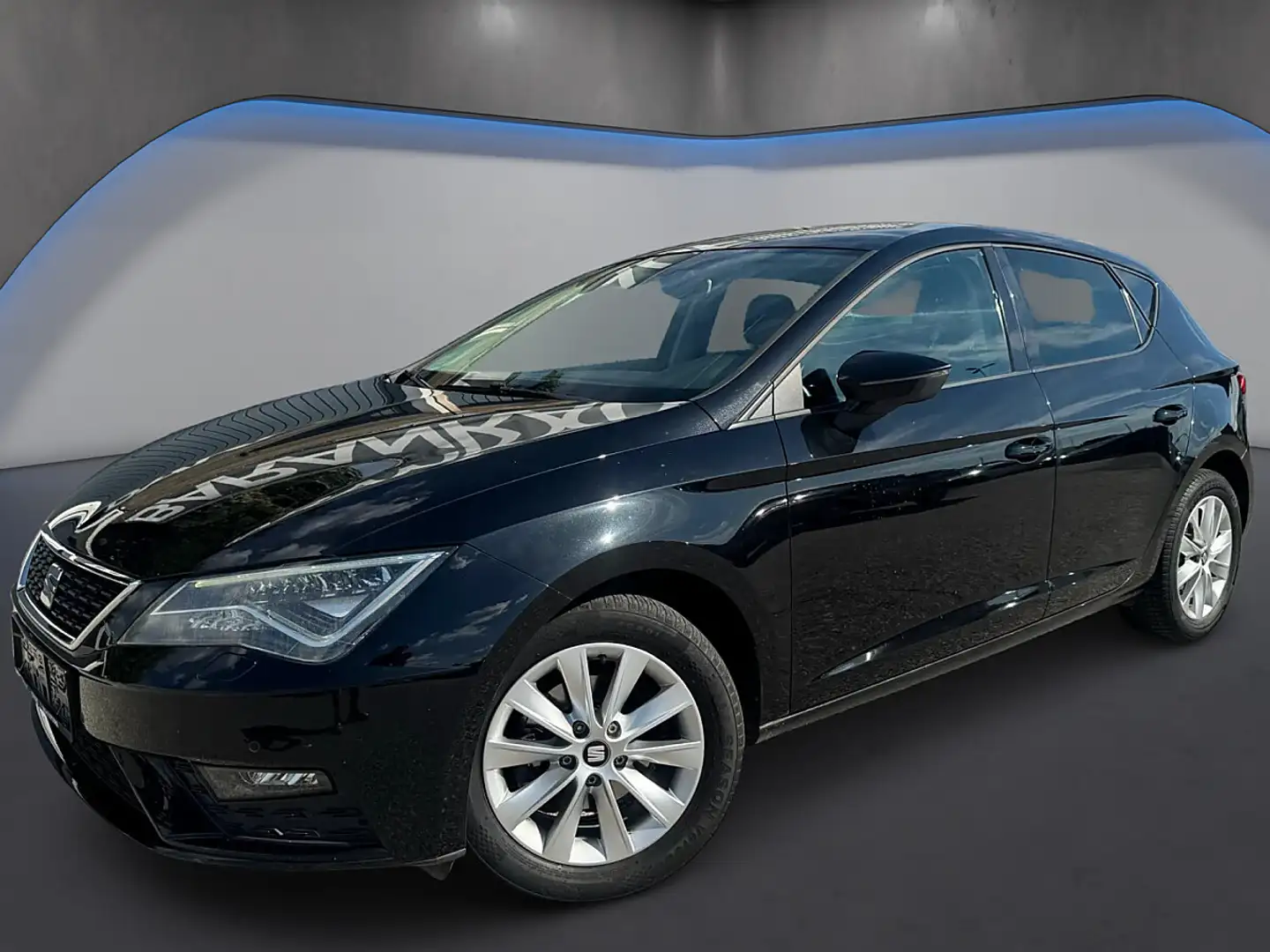 SEAT Leon Style 1,2 TSI Style *Leichtbeschädigt* Schwarz - 2