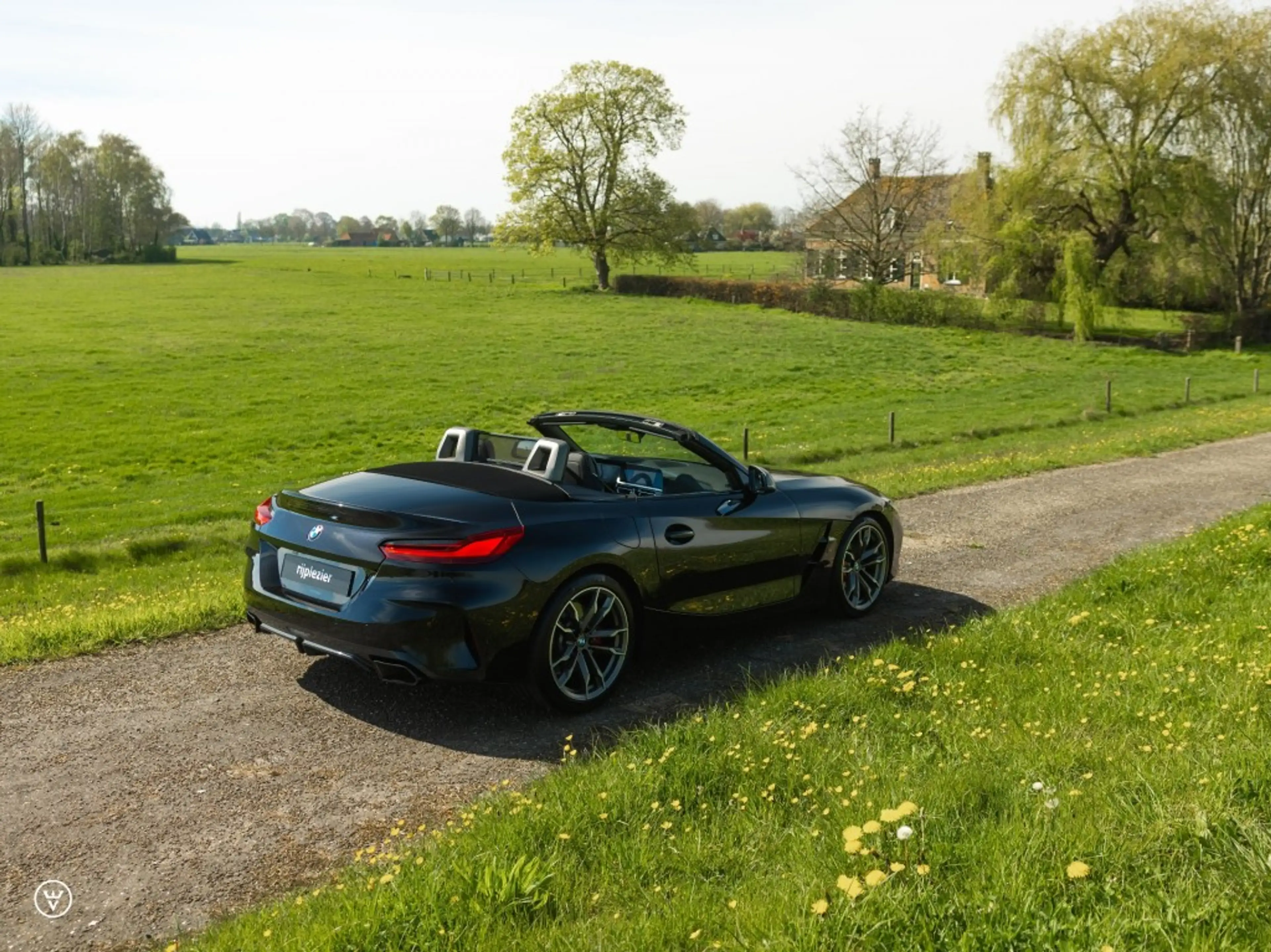 BMW Z4 Roadster M40i - BTW, Style 800M, DAB+ — photo 23