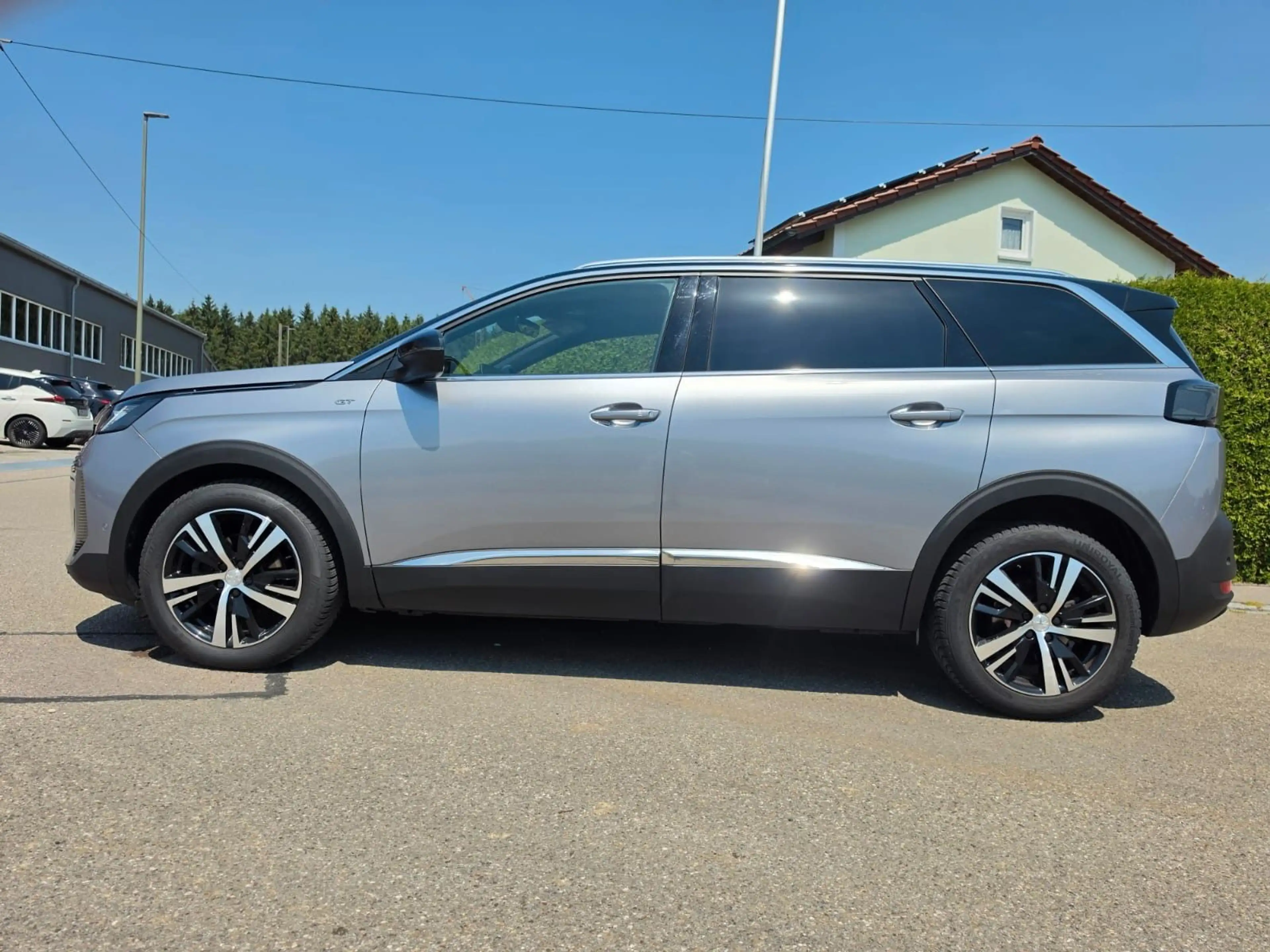 Peugeot 5008 7 Sitzplätze — photo 3