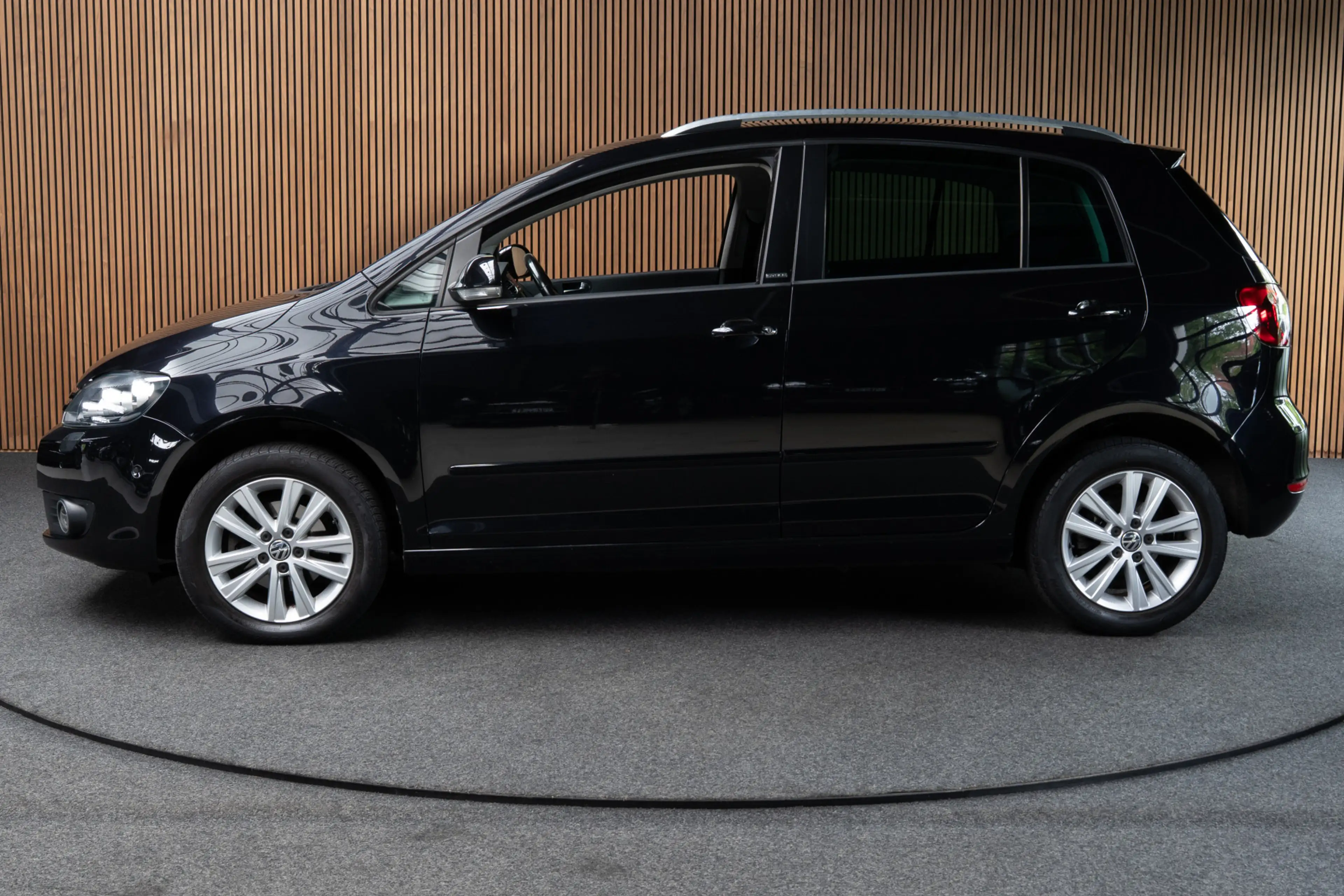 Volkswagen Golf Plus 1.2 TSI Highline Aut. Leer Climate PDC Cruise Stoe — photo 2