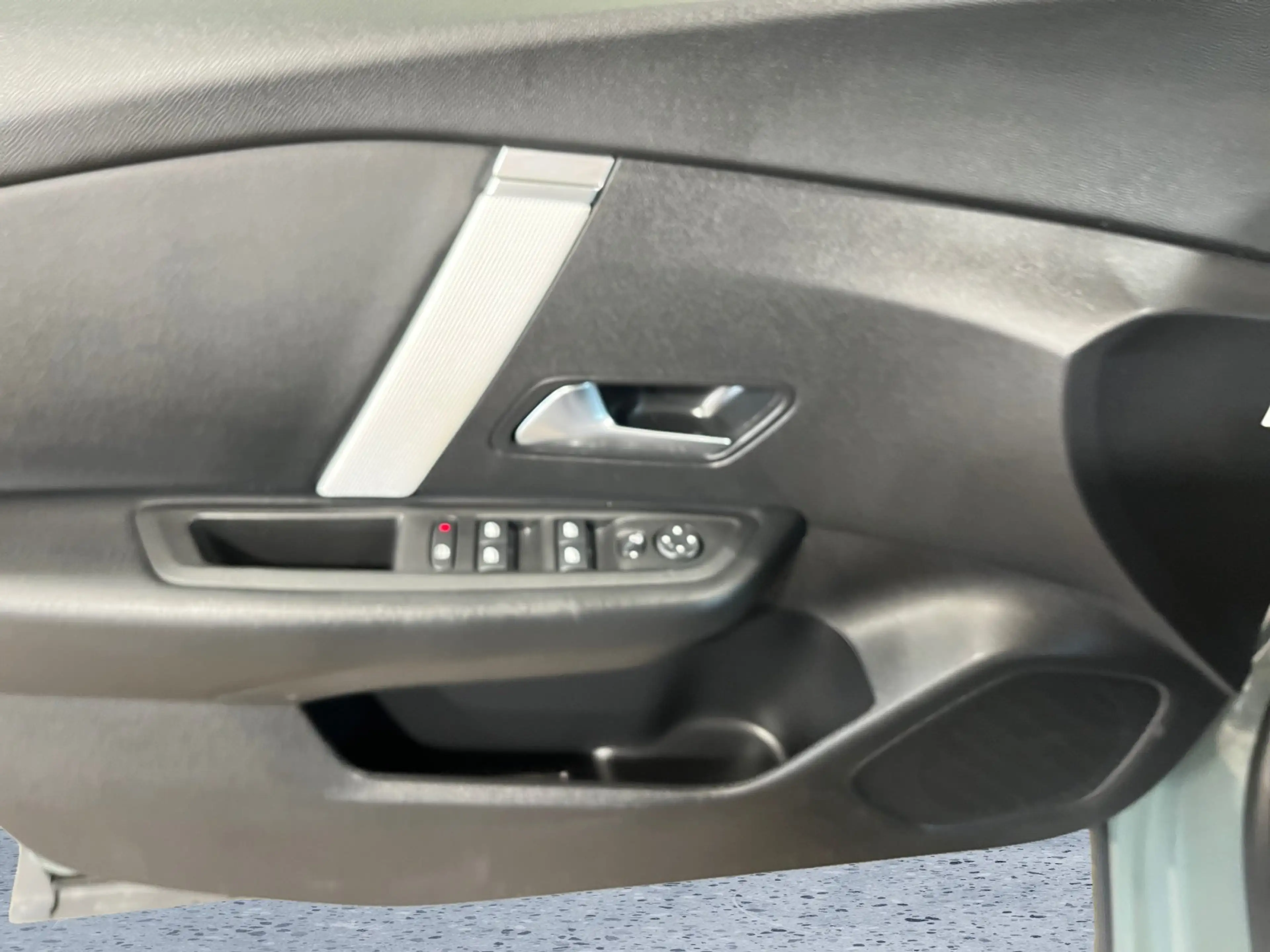 Citroen C4 1.2 PureTech 130 Max ACC LED Navi SHZ 2xKlima — photo 12