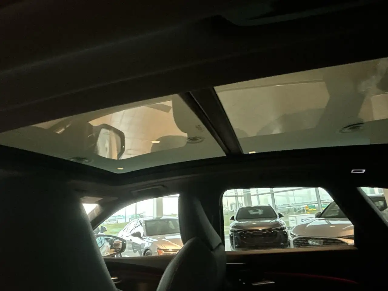 Audi Q5 снимка Audi Q5