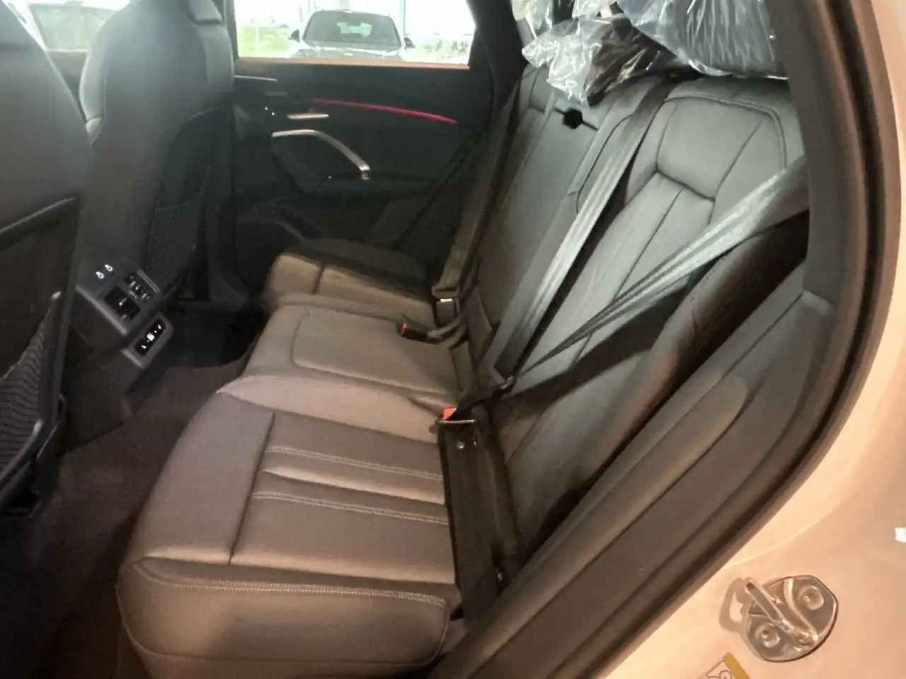 Audi Q5 снимка Audi Q5