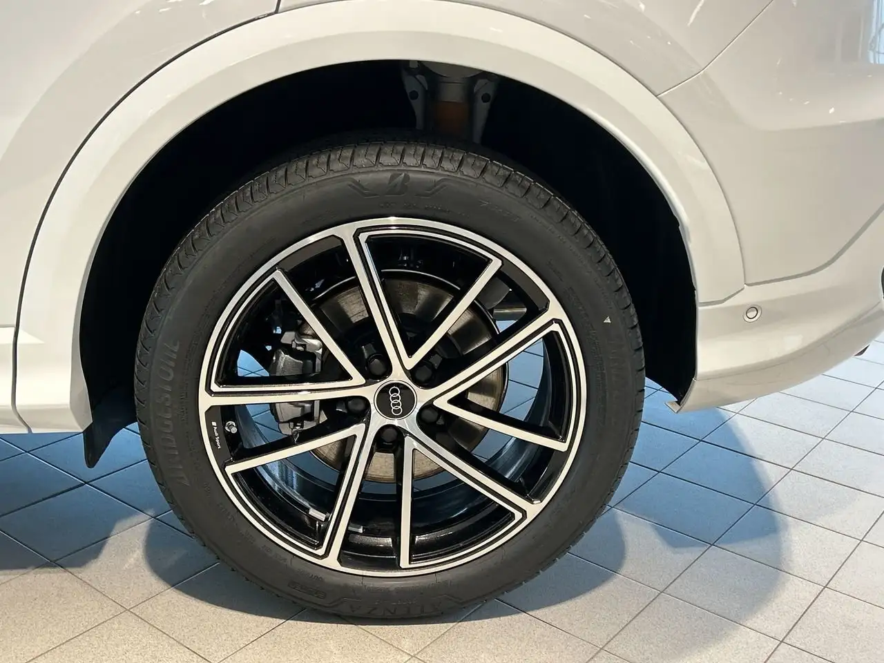 Audi Q5 снимка Audi Q5