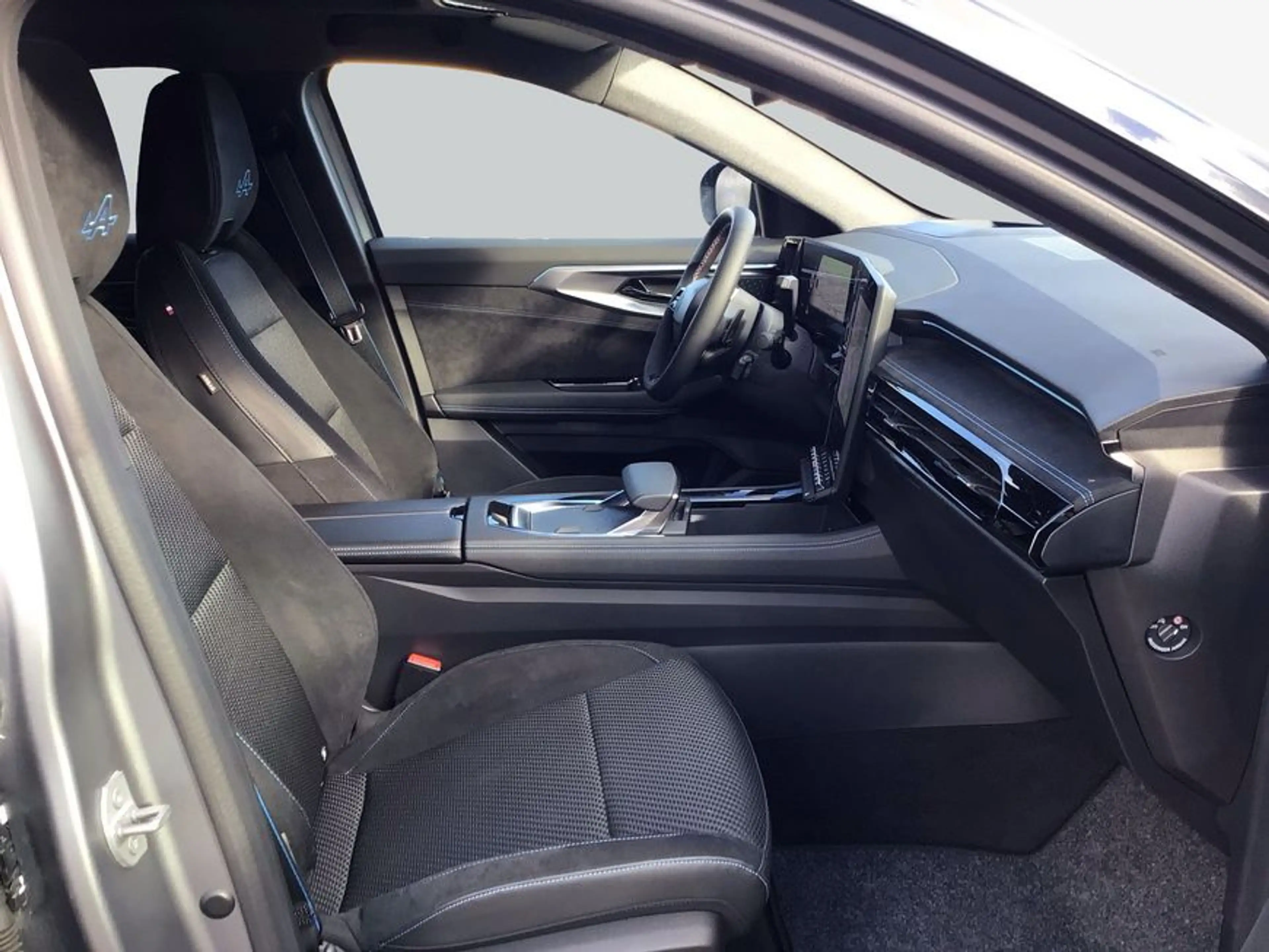Renault Austral Mild Hybrid 160 Automatik Iconic Esprit Al — photo 12
