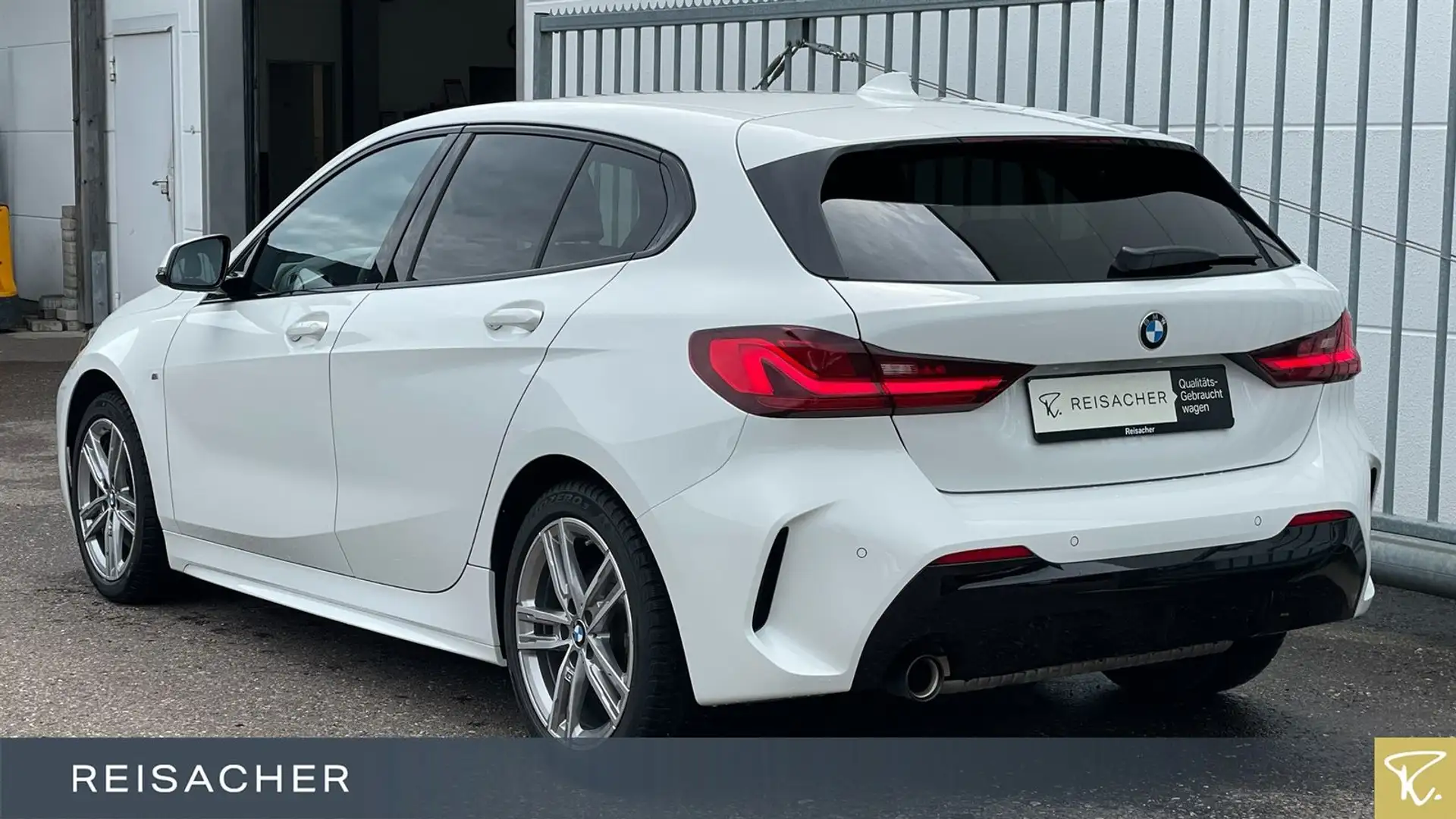 BMW 118 iA M-Sport DKG LCProf LkrdHzg LED DAB Weiß - 2