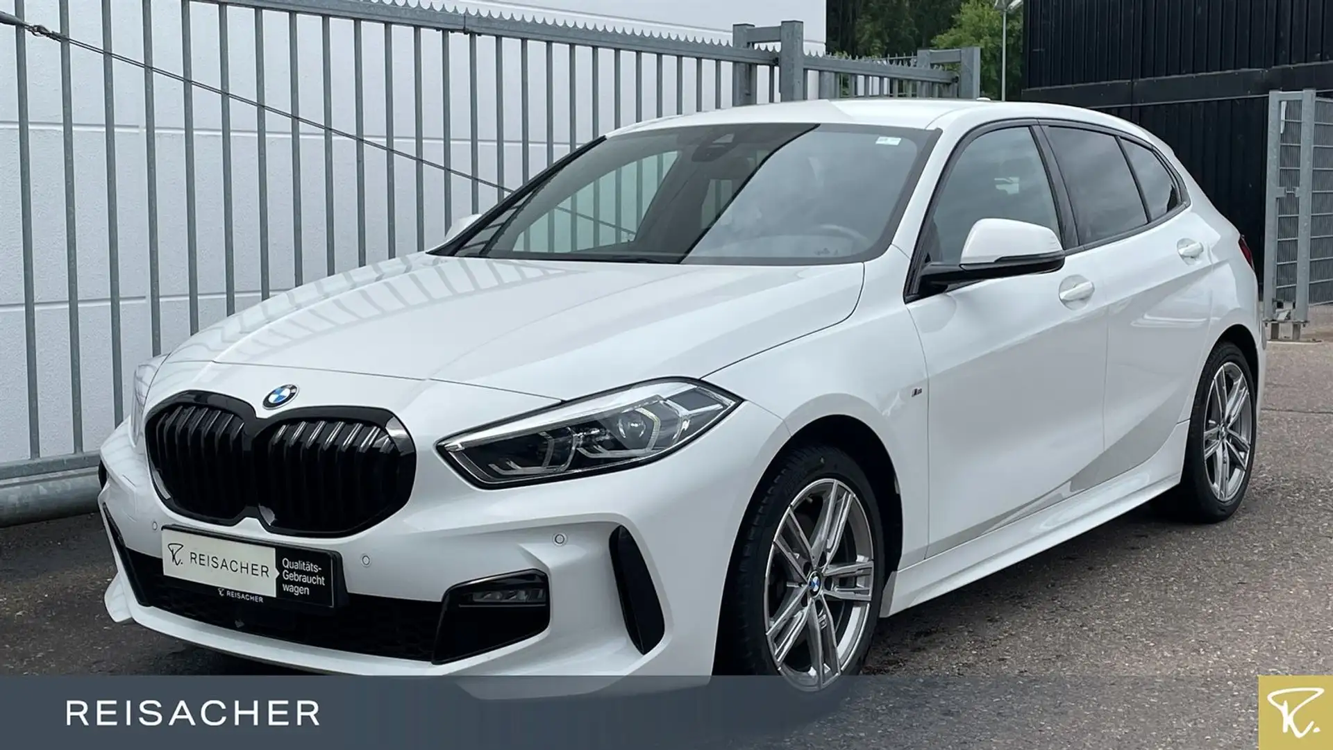 BMW 118 iA M-Sport DKG LCProf LkrdHzg LED DAB Weiß - 1