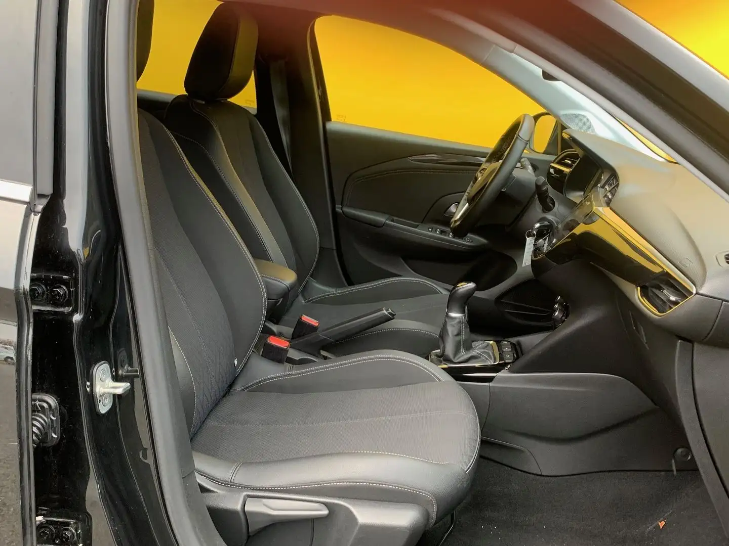 Opel Corsa-e 1.2 75CH ELEGANCE BUSINESS Noir - 2