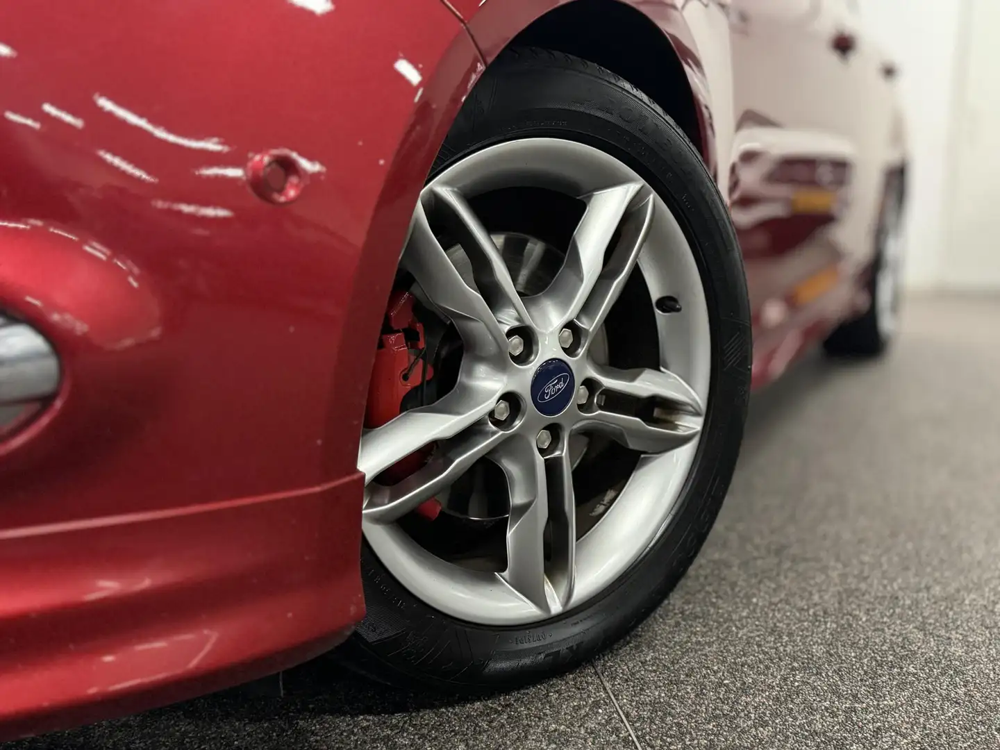 Ford Focus 1.6 EcoBoost Titanium NAVIGATIE/CAMERA, CRUISE, LE Rood - 2