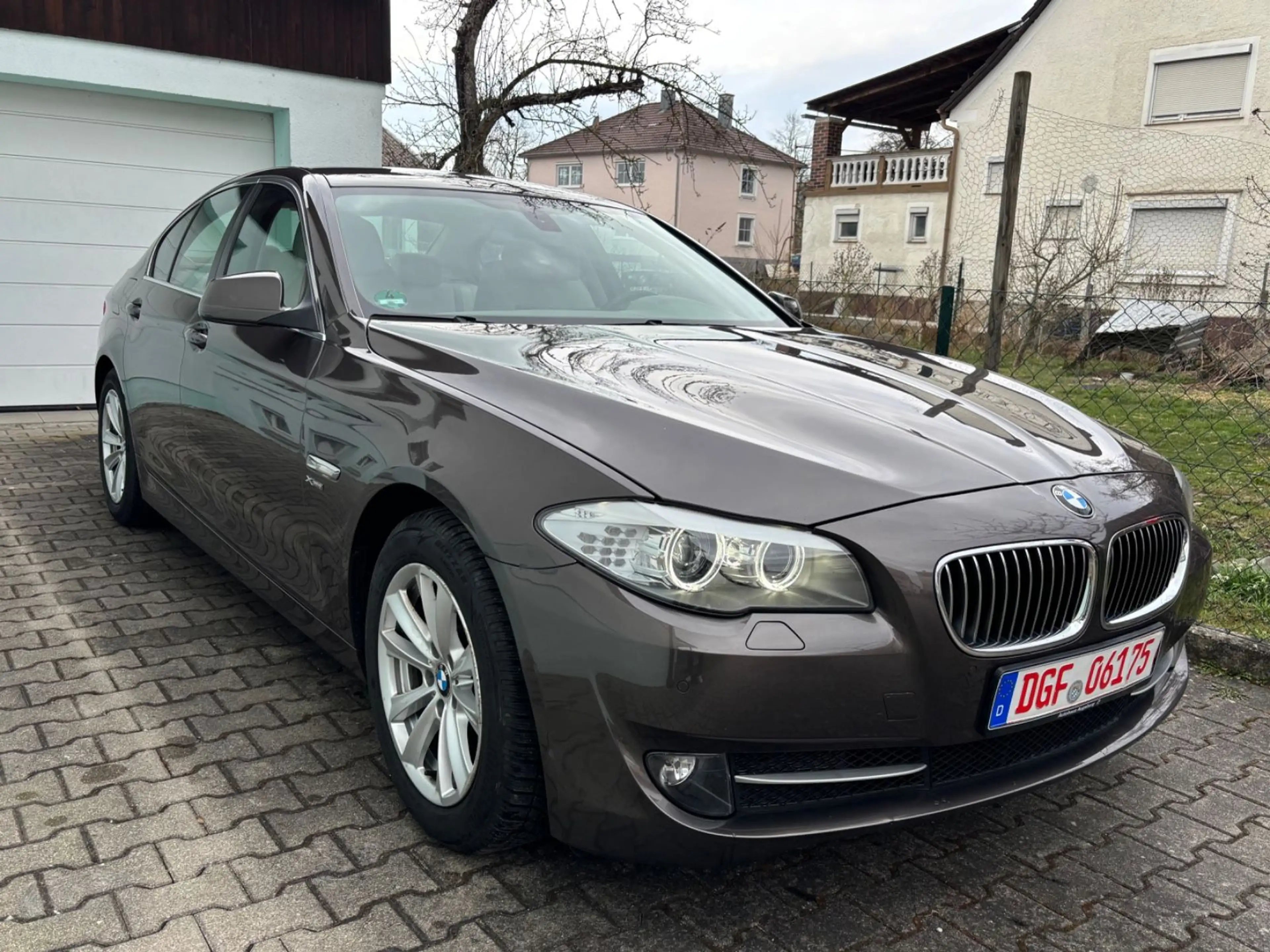 BMW 530 d xDrive Automatik Top Zustand 2.HD Komforts — photo 2