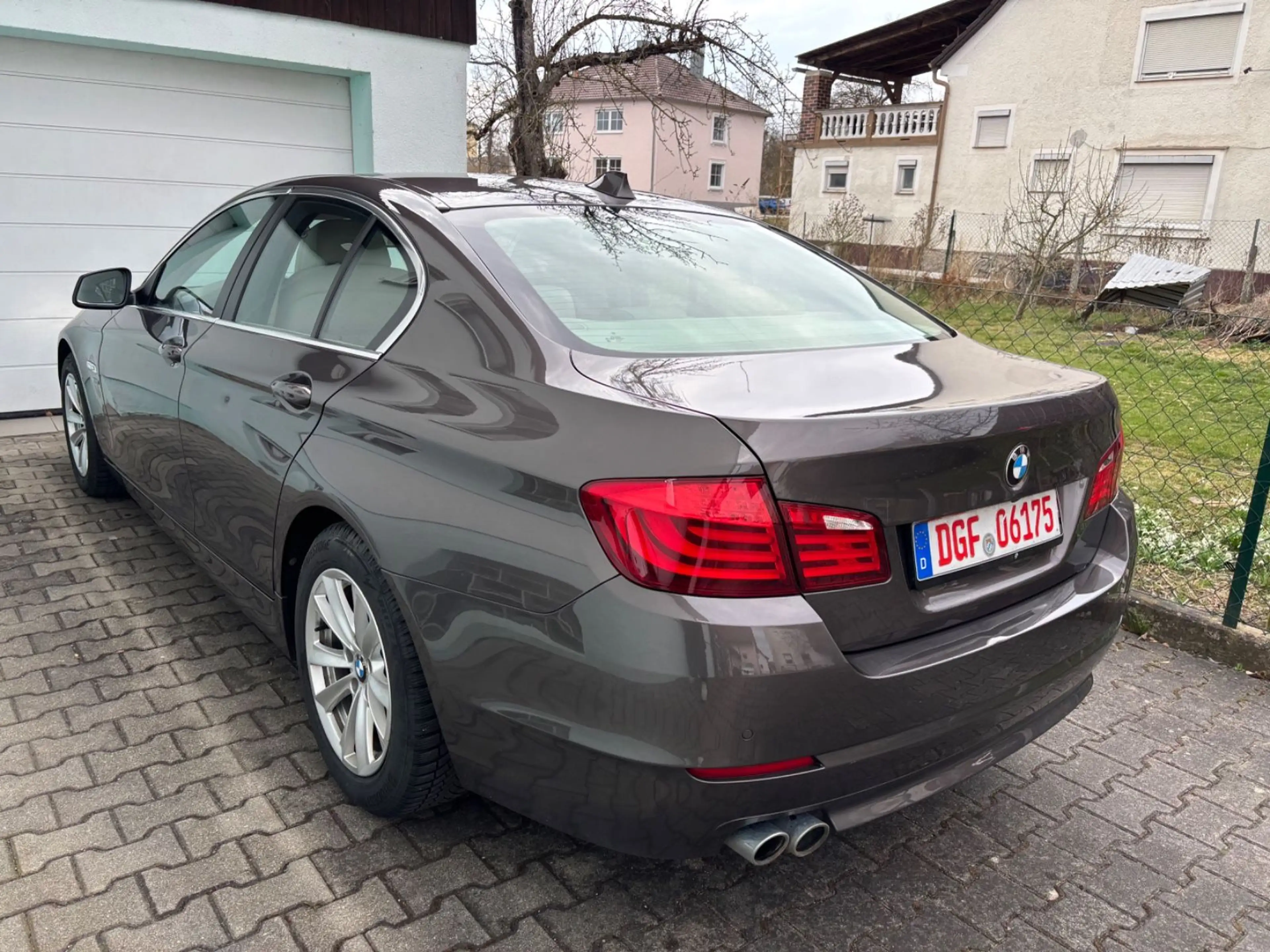 BMW 530 d xDrive Automatik Top Zustand 2.HD Komforts — photo 12