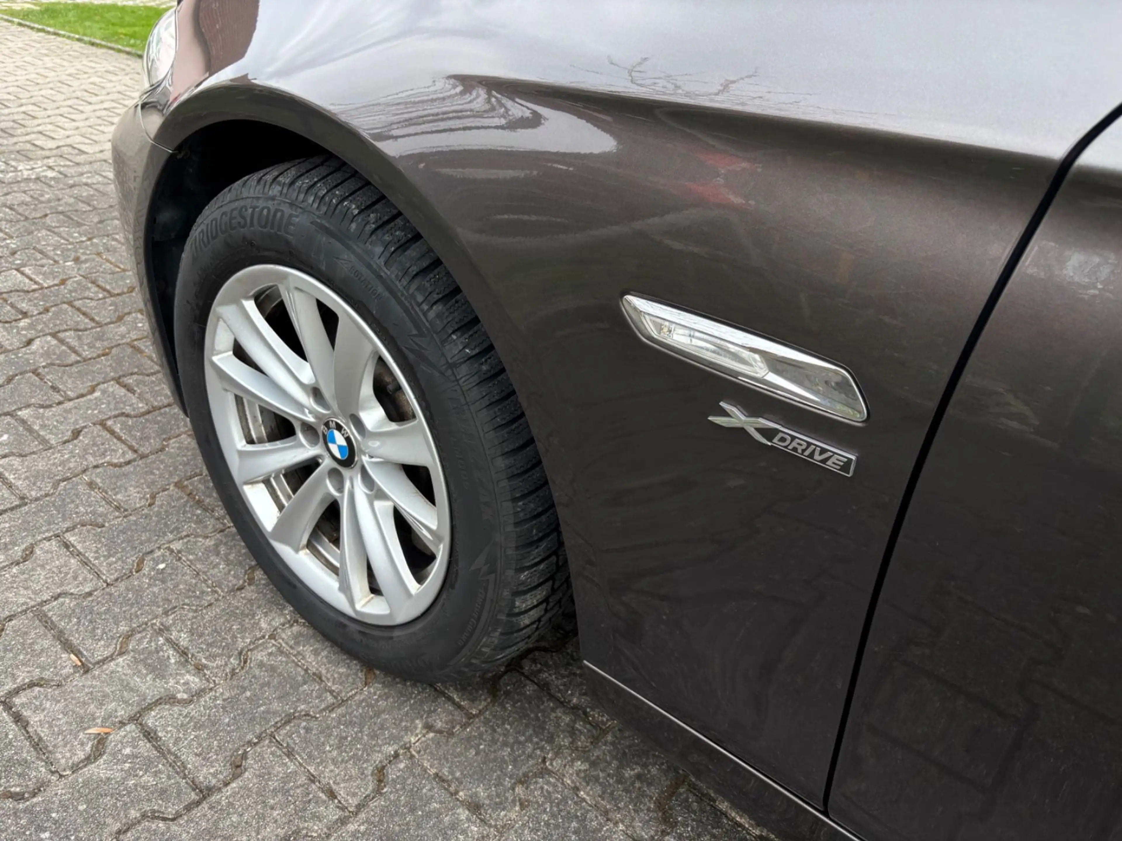 BMW 530 d xDrive Automatik Top Zustand 2.HD Komforts — photo 7