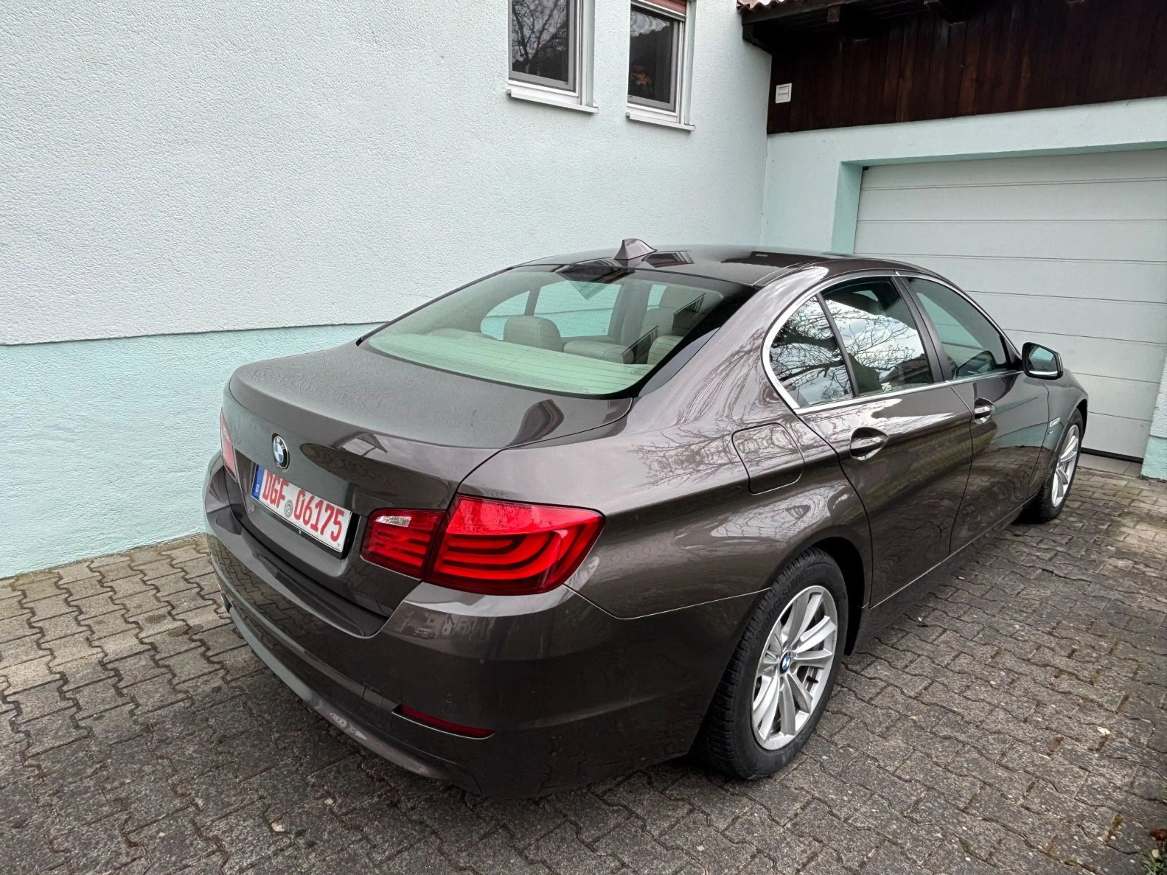 BMW 530 d xDrive Automatik Top Zustand 2.HD Komforts — photo 9