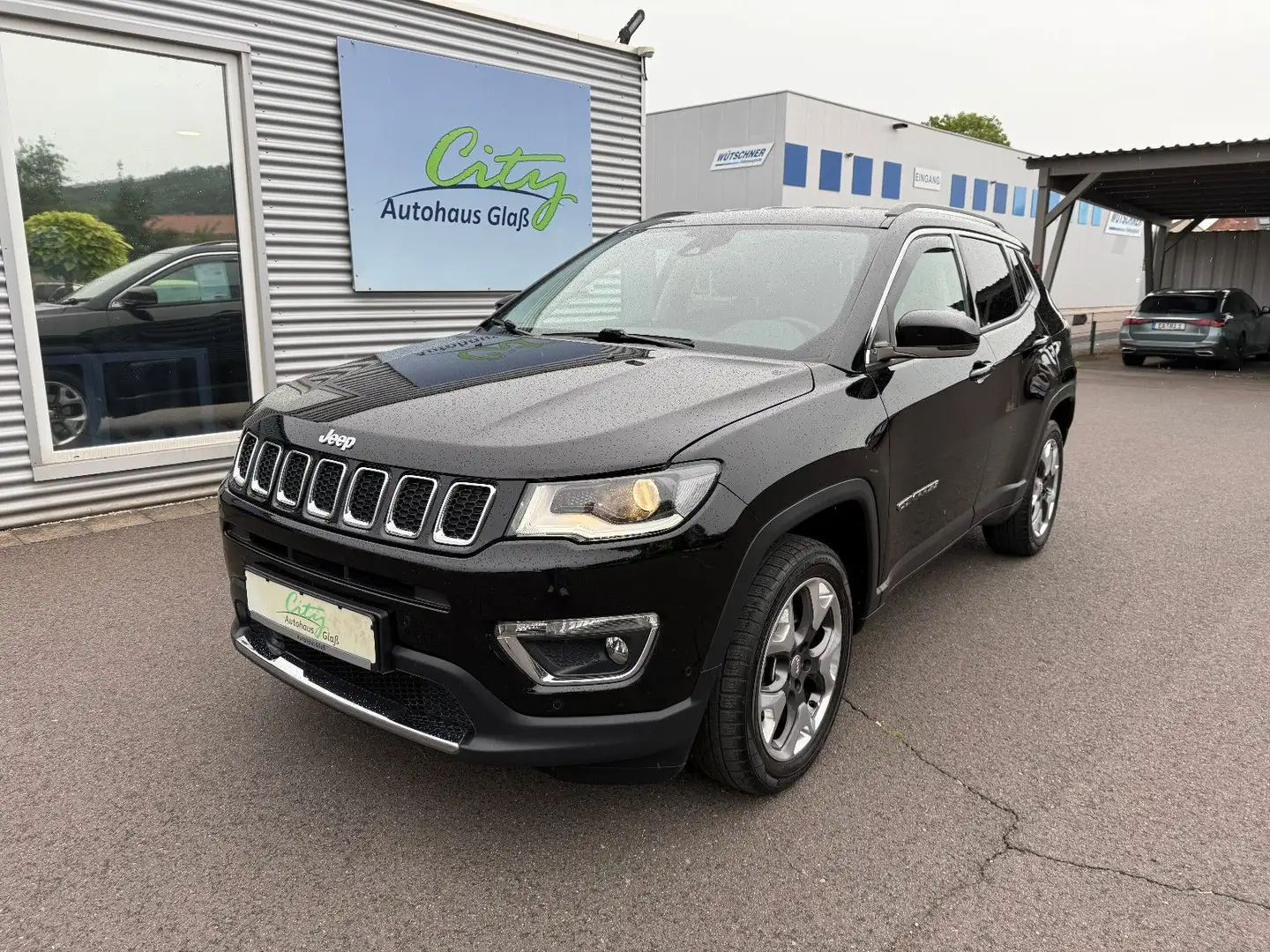 Jeep Compass Limited 4WD+AHK+Kamera+SHZ+Navi+LkrHzg Schwarz - 1