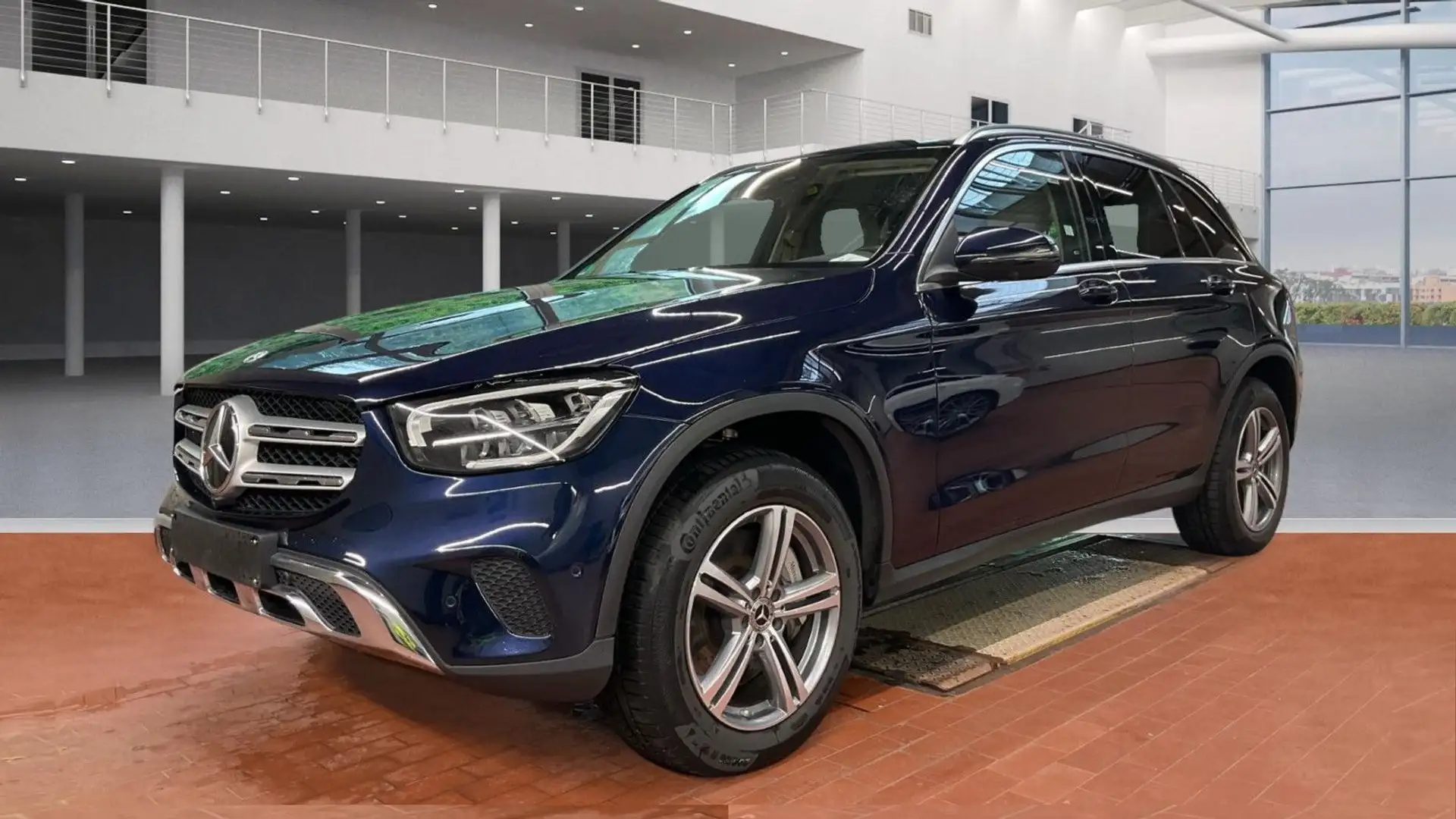MERCEDES-BENZ Glc
