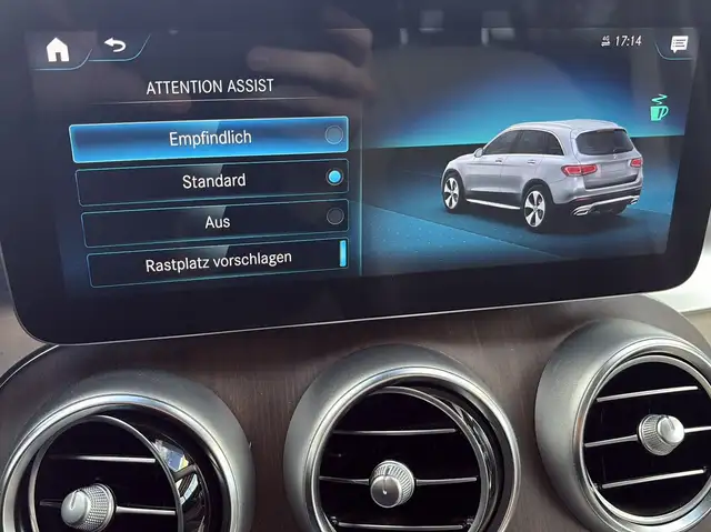 Mercedes-Benz GLC view 27